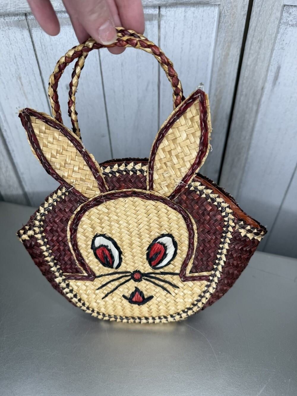 Vintage Straw Bunny Rabbit Basket Purse Woven Lightweight Republic China